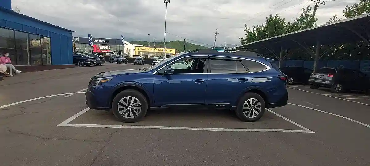 Subaru Outback 2022 года за 16 500 000 тг. в Алматы