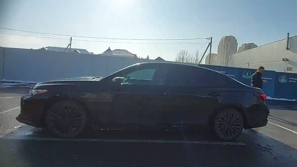Toyota Avalon 2019 года за 17 000 000 тг. в Шымкент