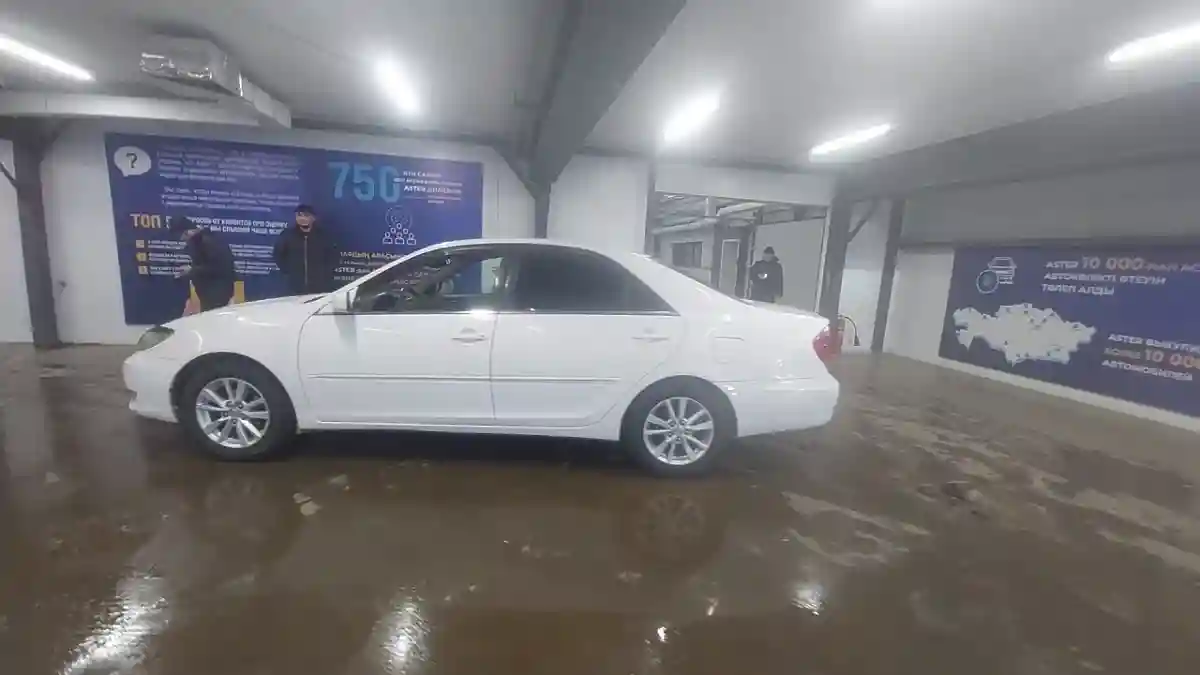 Toyota Camry 2005 года за 4 000 000 тг. в Астана