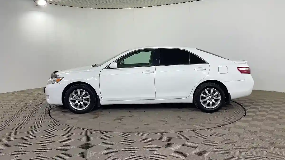 Toyota Camry 2009 года за 7 800 000 тг. в Шымкент