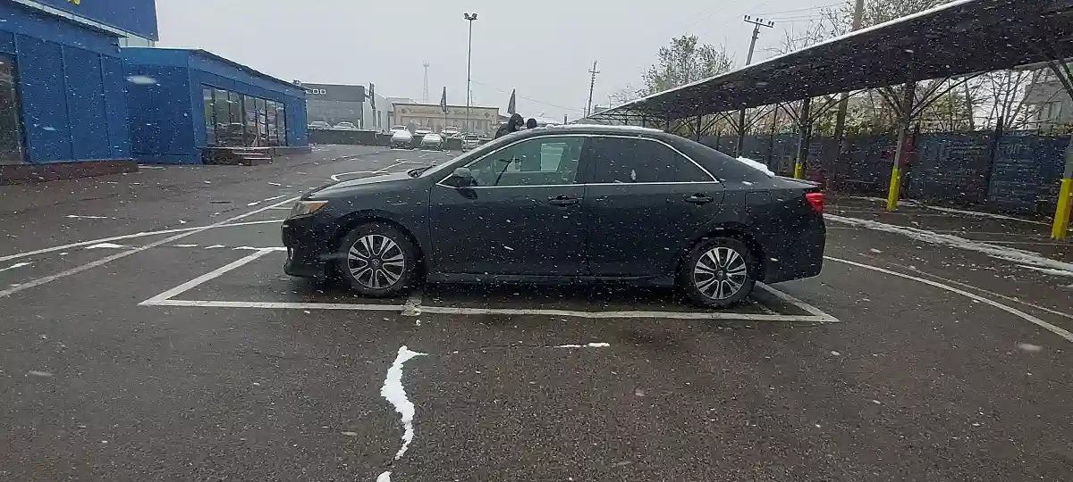 Toyota Camry 2014 года за 6 500 000 тг. в Алматы