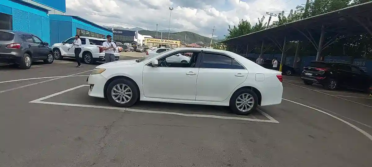 Toyota Camry 2012 года за 7 000 000 тг. в Алматы