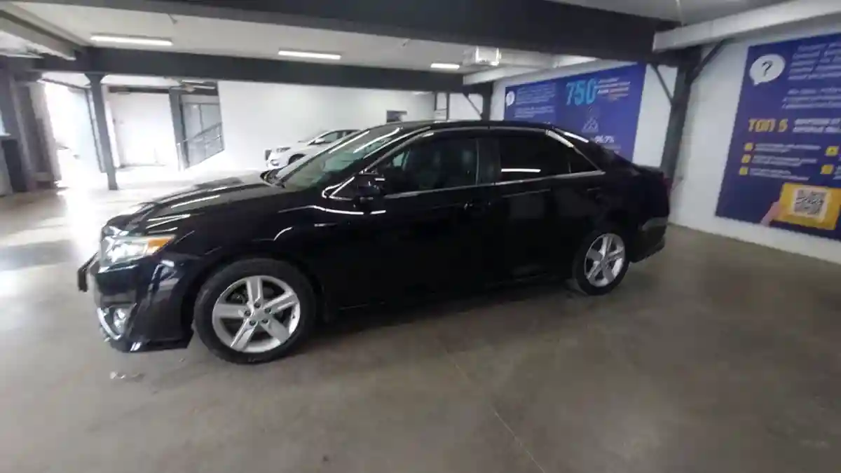 Toyota Camry 2014 года за 8 500 000 тг. в Астана
