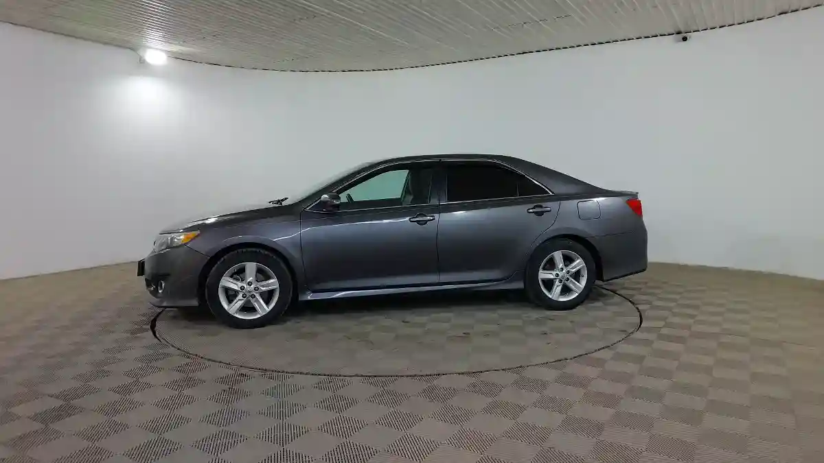 Toyota Camry 2014 года за 8 990 000 тг. в Шымкент
