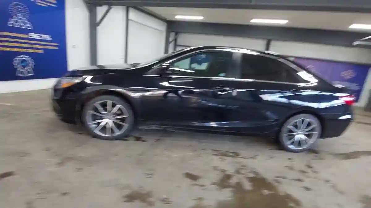 Toyota Camry 2014 года за 9 500 000 тг. в Астана