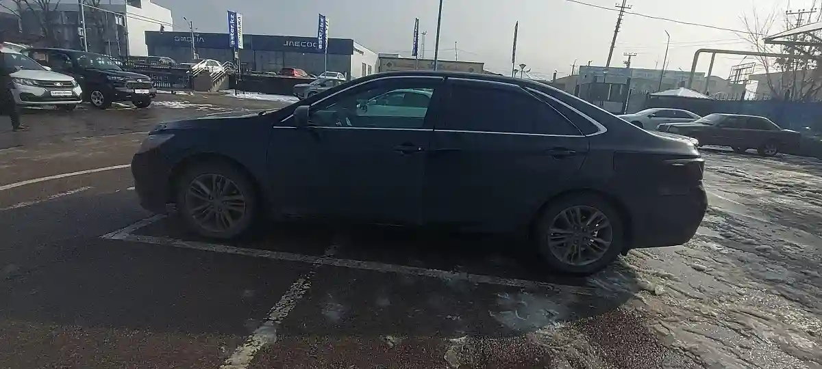 Toyota Camry 2016 года за 9 500 000 тг. в Алматы