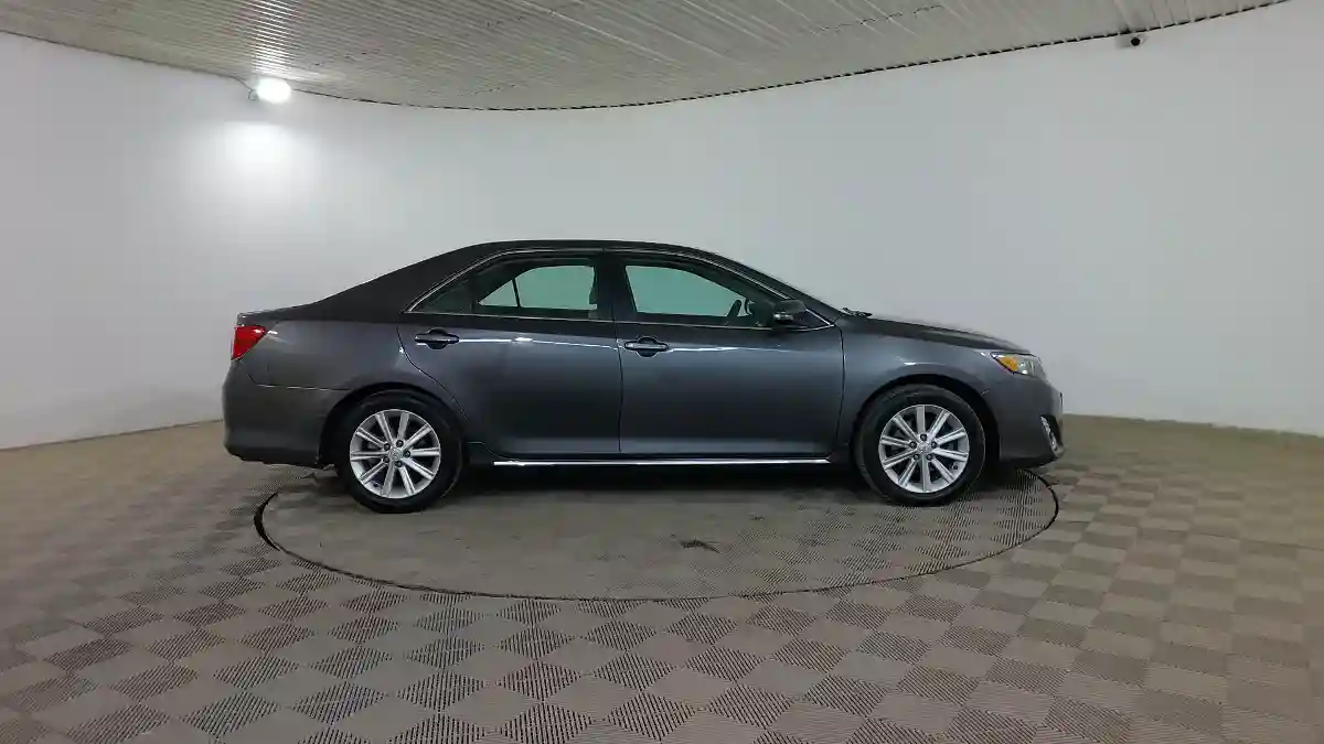 Toyota Camry 2012 года за 9 990 000 тг. в Шымкент