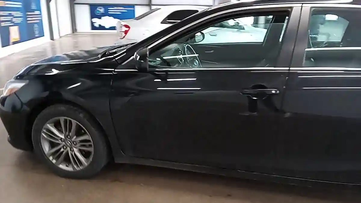 Toyota Camry 2016 года за 10 000 000 тг. в Астана