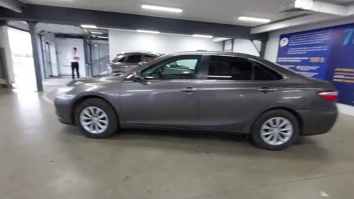 Toyota Camry 2017 года за 10 000 000 тг. в Астана