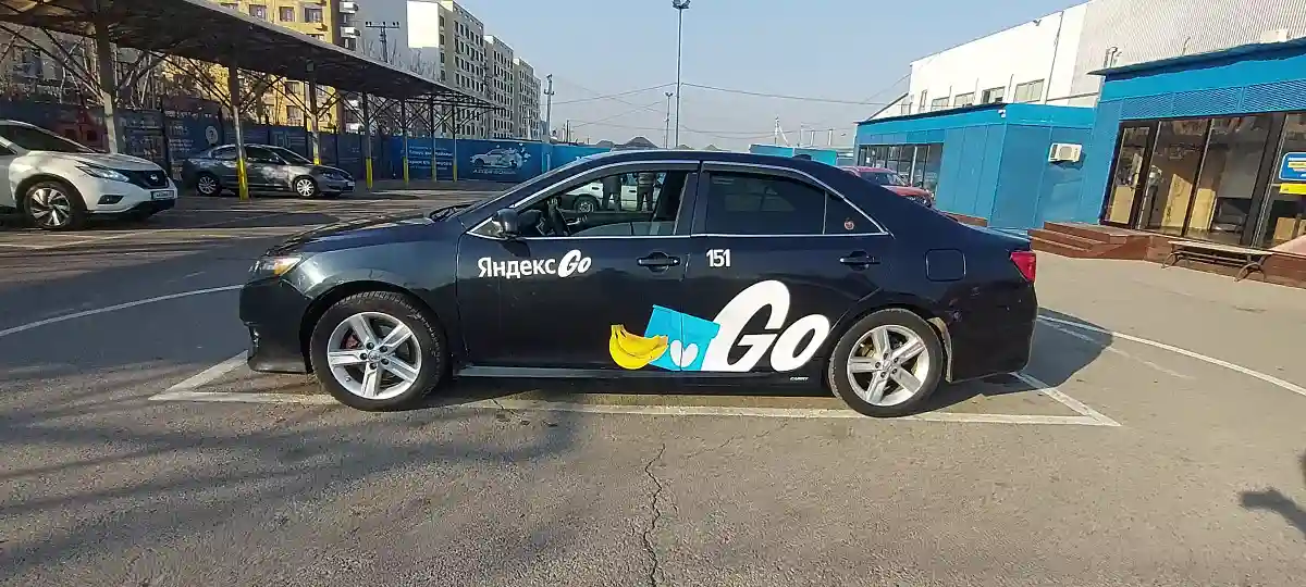 Toyota Camry 2014 года за 6 800 000 тг. в Алматы