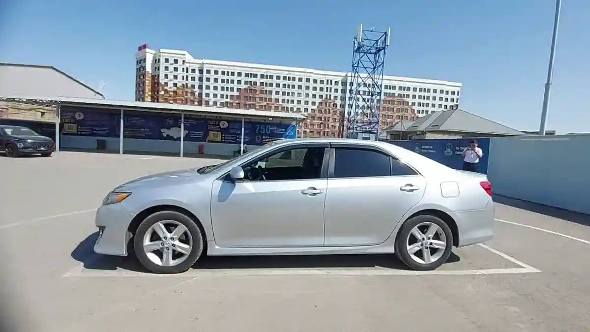 Toyota Camry 2012 года за 7 500 000 тг. в Алматы