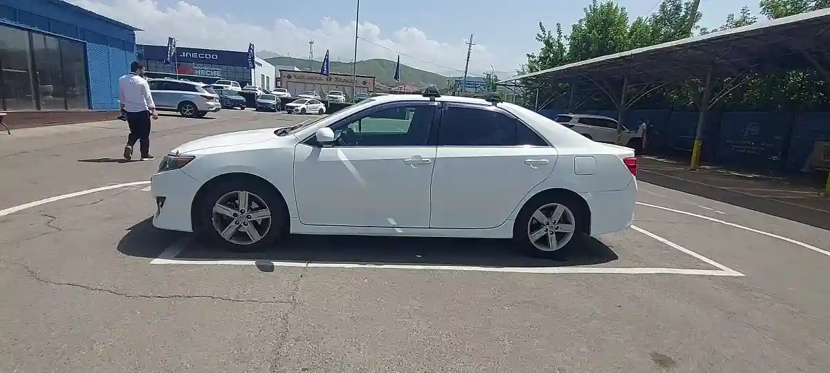 Toyota Camry 2011 года за 8 000 000 тг. в Алматы