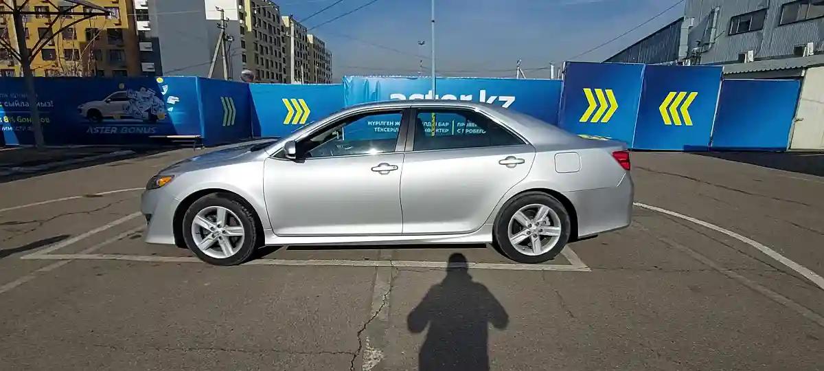 Toyota Camry 2013 года за 8 600 000 тг. в Алматы