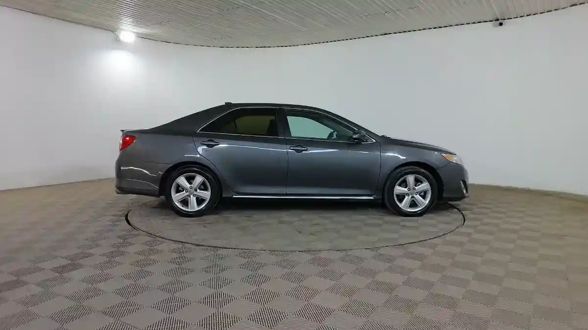 Toyota Camry 2012 года за 7 990 000 тг. в Шымкент