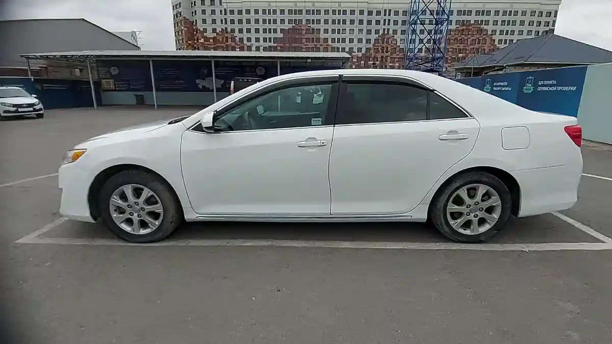 Toyota Camry 2012 года за 9 000 000 тг. в Шымкент