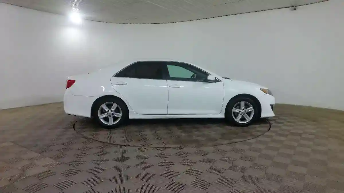 Toyota Camry 2013 года за 7 500 000 тг. в Шымкент