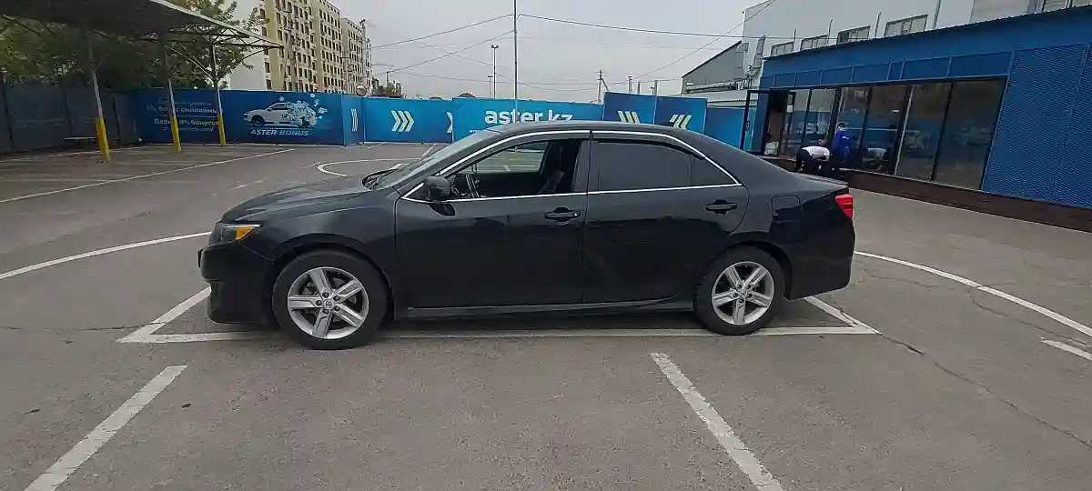 Toyota Camry 2013 года за 7 500 000 тг. в Алматы