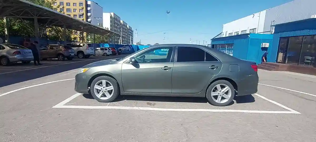 Toyota Camry 2013 года за 9 200 000 тг. в Алматы