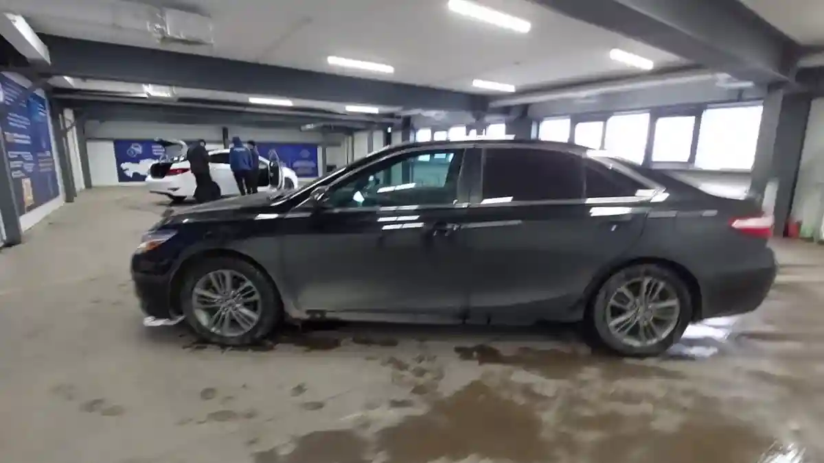 Toyota Camry 2016 года за 10 000 000 тг. в Астана