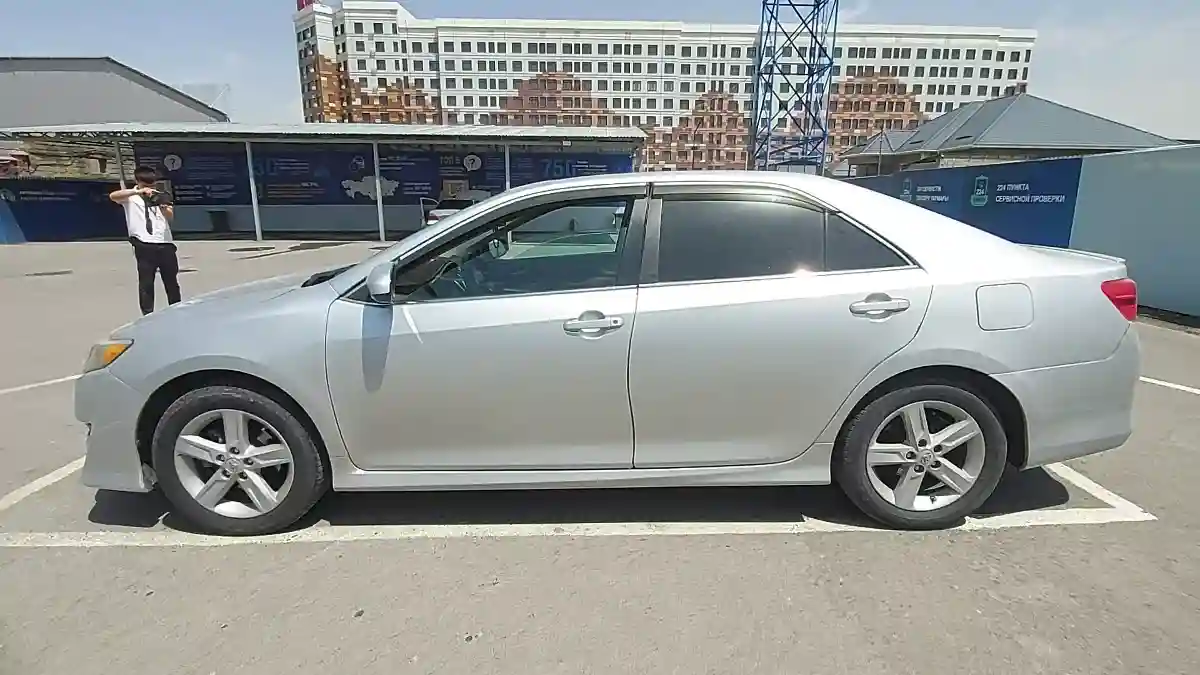 Toyota Camry 2012 года за 8 800 000 тг. в Шымкент