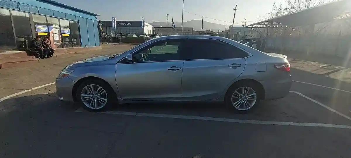 Toyota Camry 2015 года за 9 600 000 тг. в Алматы
