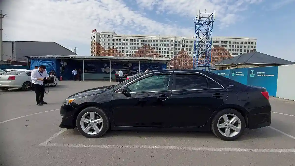Toyota Camry 2012 года за 9 000 000 тг. в Шымкент