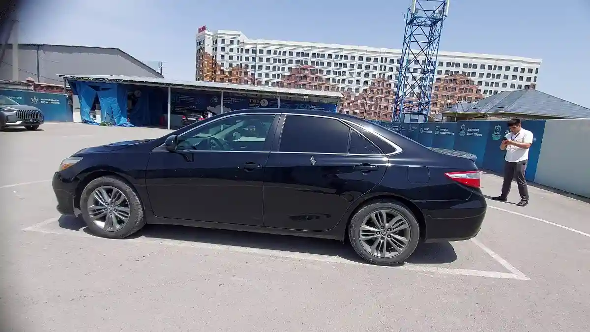 Toyota Camry 2015 года за 9 500 000 тг. в Шымкент