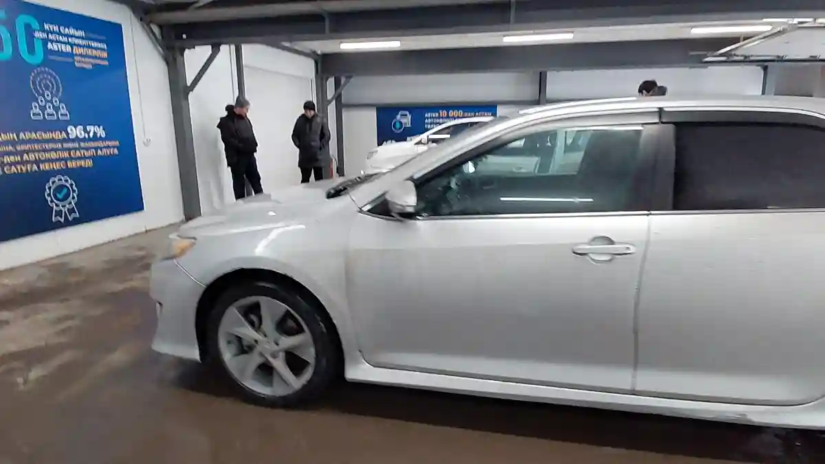 Toyota Camry 2012 года за 7 200 000 тг. в Астана