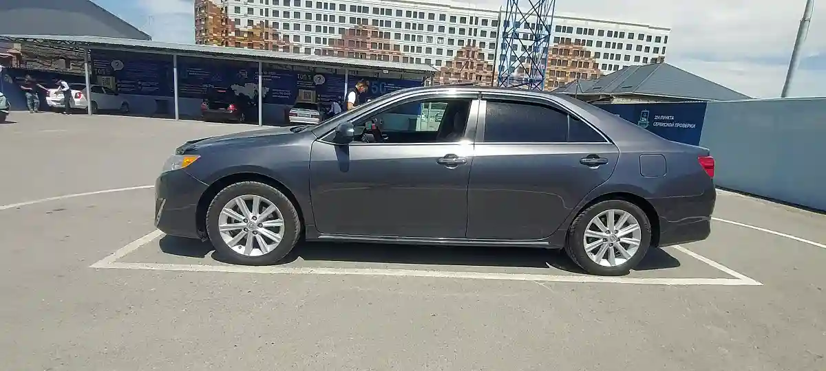 Toyota Camry 2014 года за 9 300 000 тг. в Шымкент