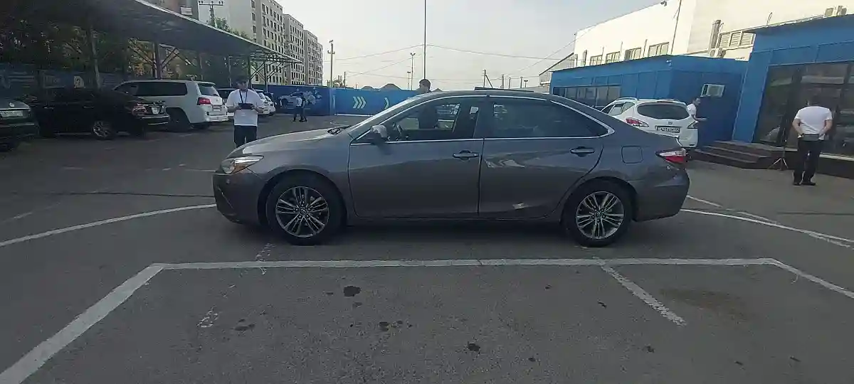 Toyota Camry 2016 года за 8 500 000 тг. в Алматы