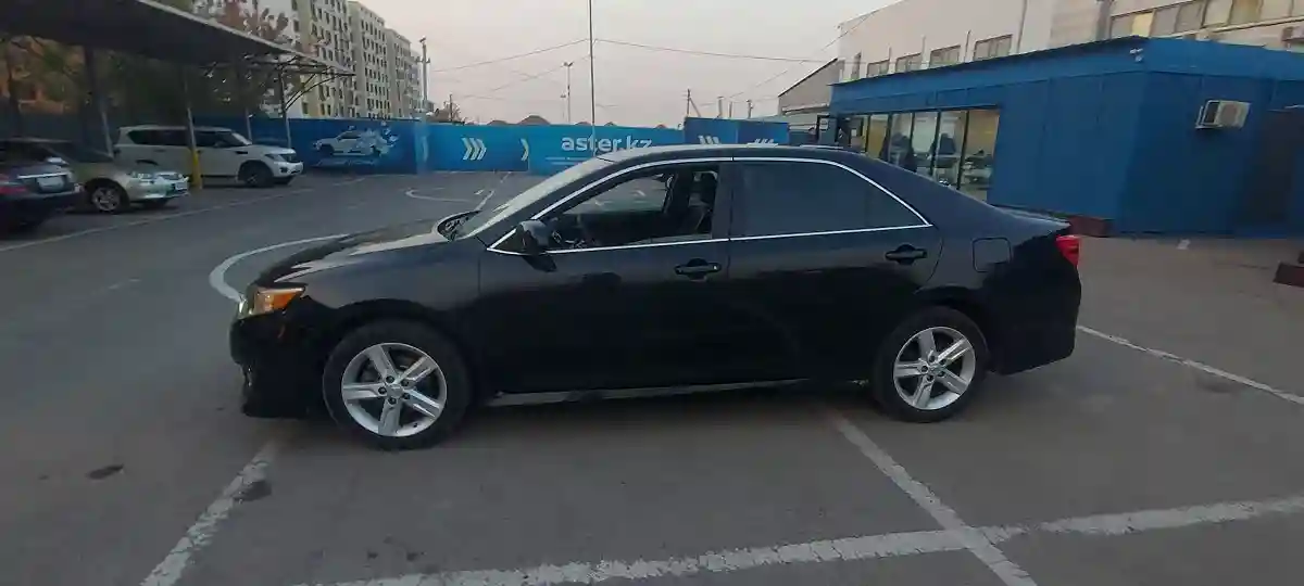 Toyota Camry 2013 года за 7 500 000 тг. в Алматы