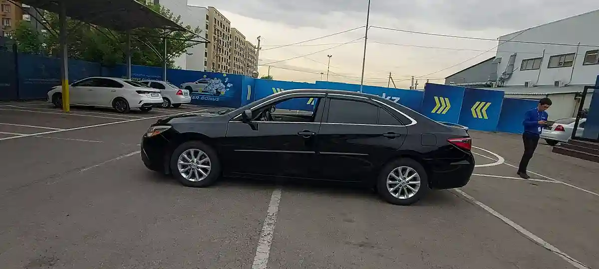 Toyota Camry 2016 года за 8 200 000 тг. в Алматы