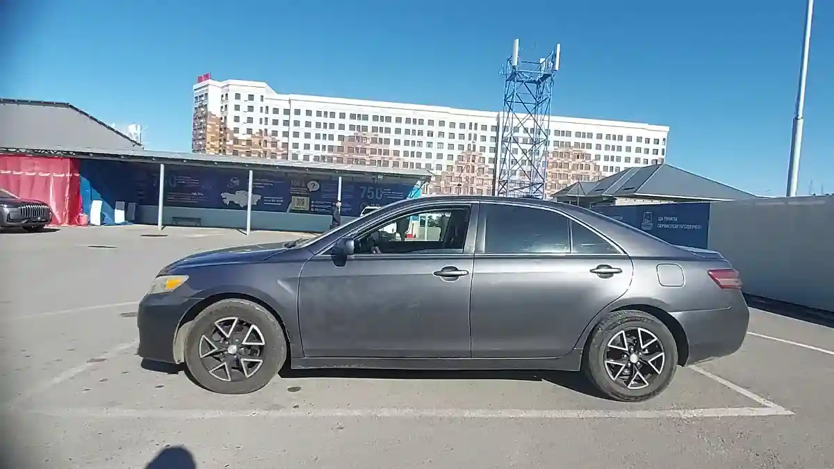 Toyota Camry 2010 года за 7 500 000 тг. в Шымкент