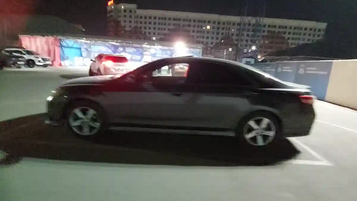 Toyota Camry 2011 года за 5 700 000 тг. в Шымкент