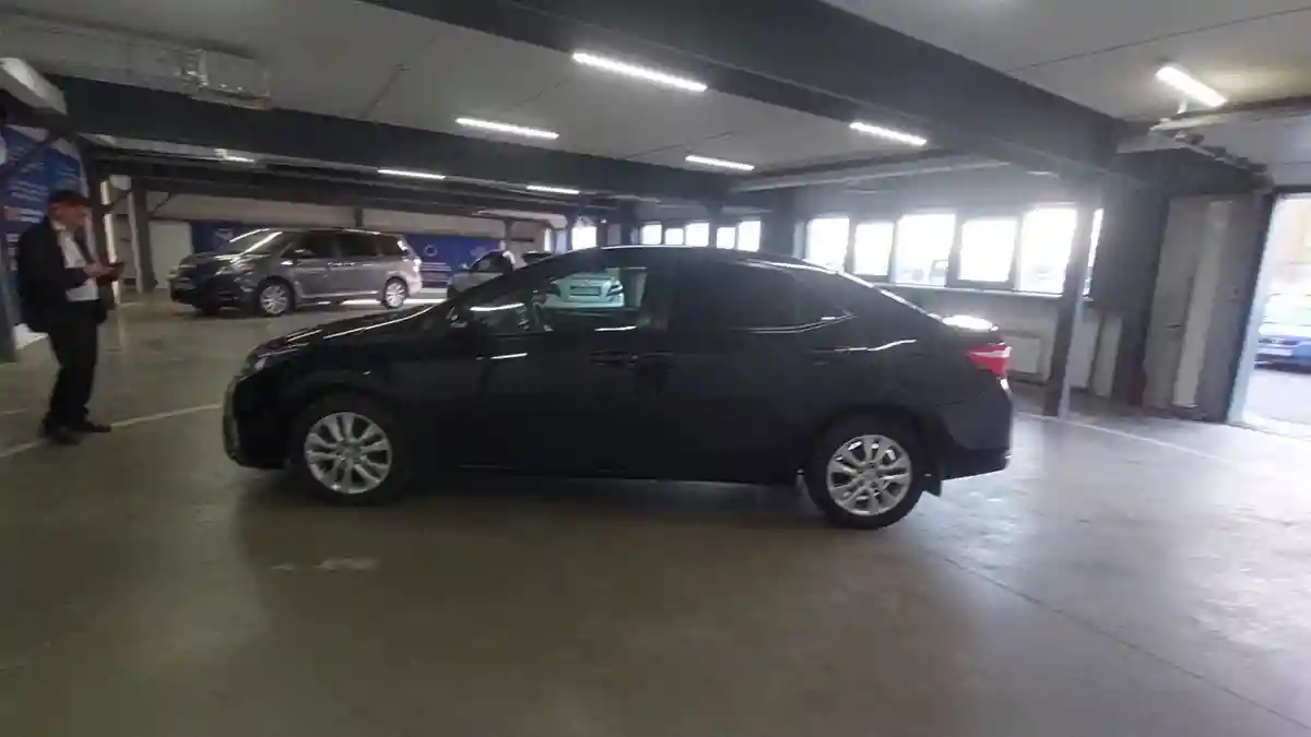 Toyota Camry 2011 года за 6 950 000 тг. в Астана
