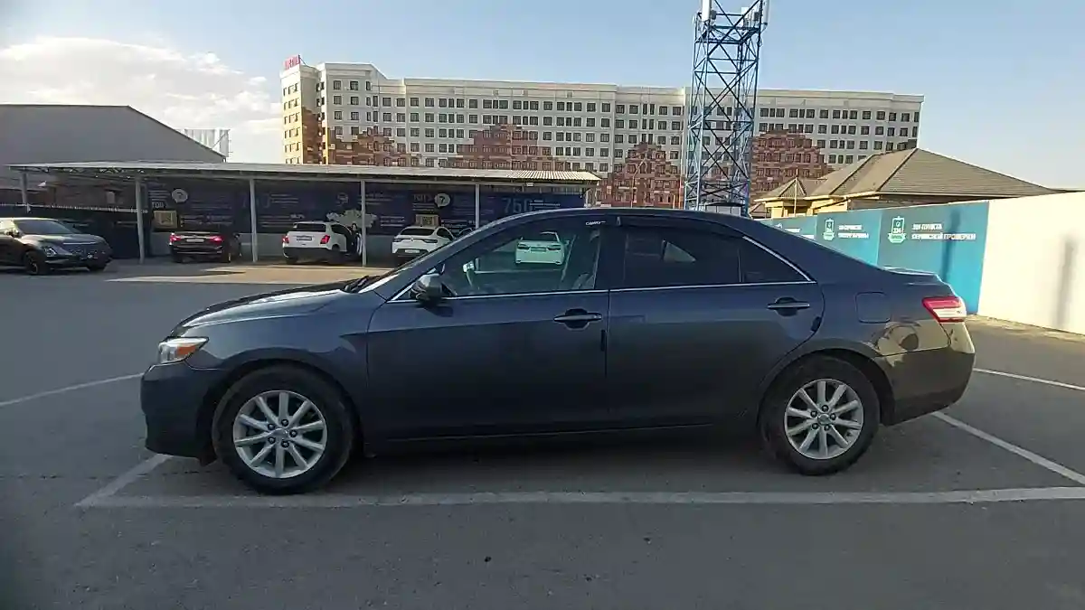 Toyota Camry 2010 года за 7 700 000 тг. в Шымкент