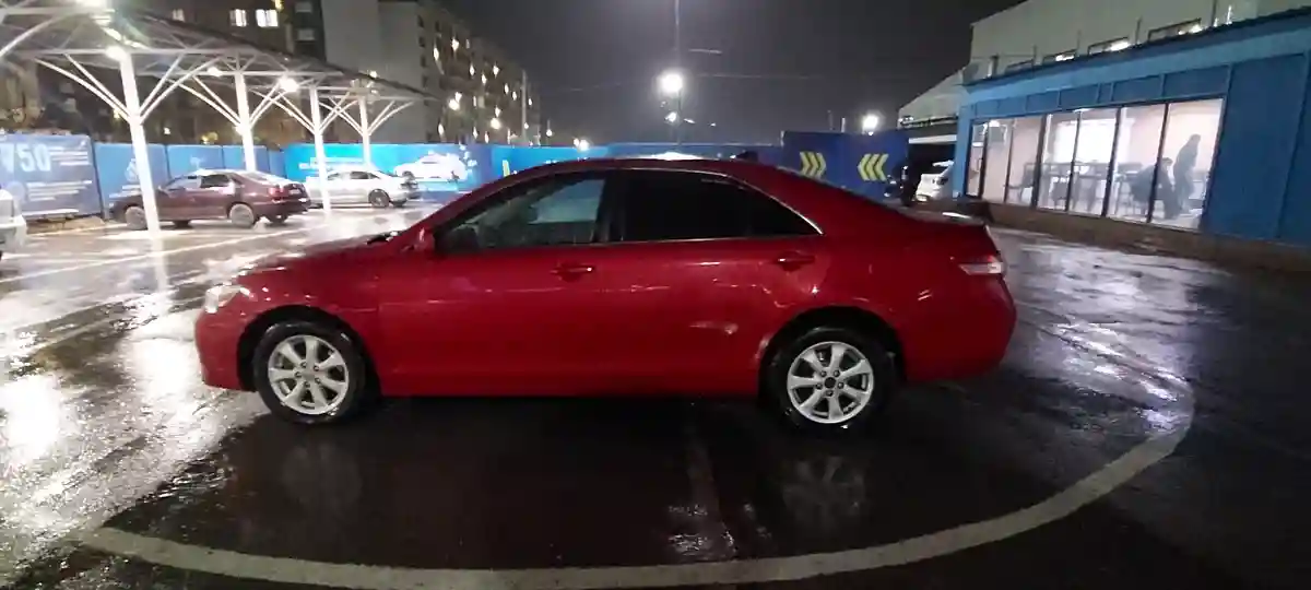 Toyota Camry 2010 года за 8 000 000 тг. в Алматы