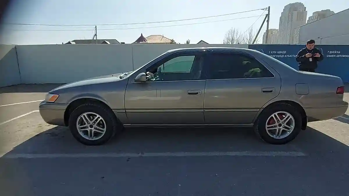 Toyota Camry 1997 года за 3 500 000 тг. в Шымкент
