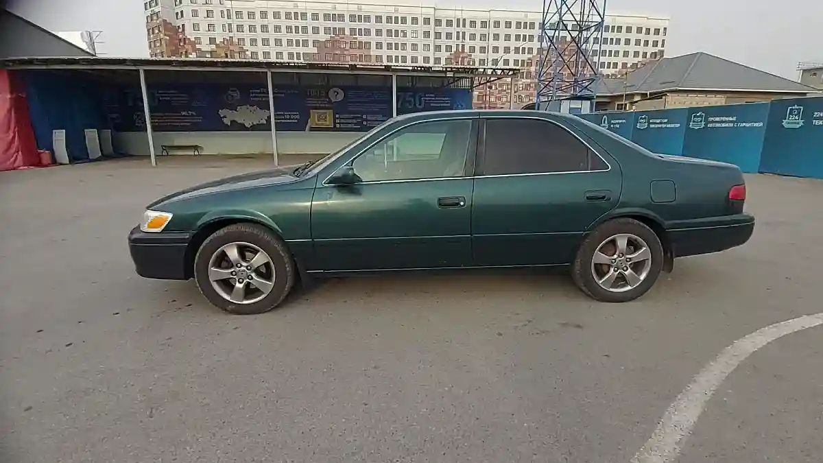 Toyota Camry 2000 года за 4 500 000 тг. в Шымкент