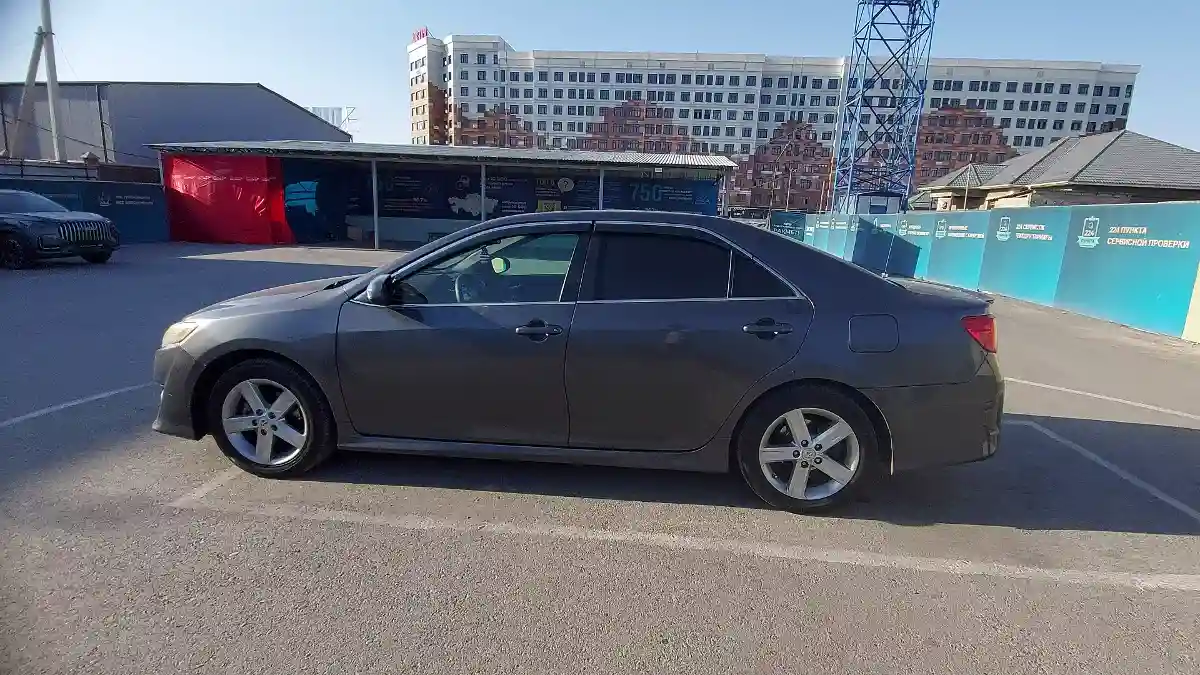 Toyota Camry 2012 года за 9 000 000 тг. в Шымкент