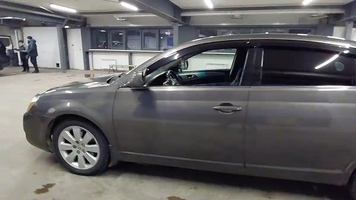 Toyota Avalon 2005 года за 6 000 000 тг. в Астана