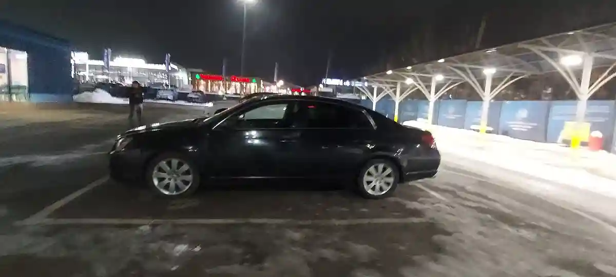 Toyota Avalon 2005 года за 5 500 000 тг. в Алматы
