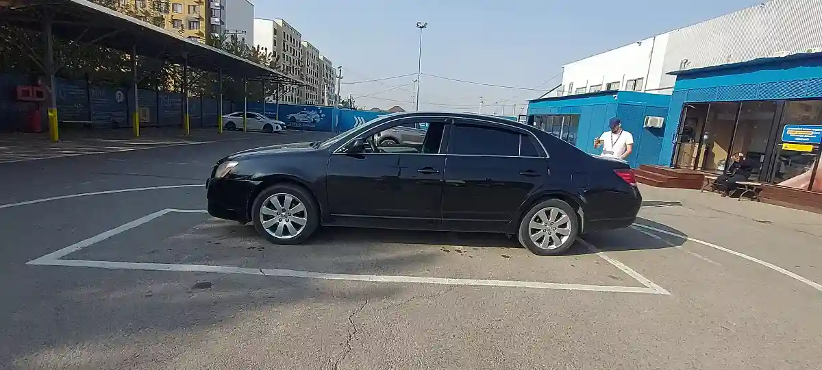 Toyota Avalon 2006 года за 5 500 000 тг. в Алматы