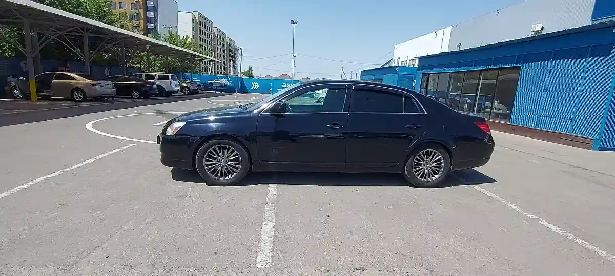 Toyota Avalon 2005 года за 3 500 000 тг. в Алматы