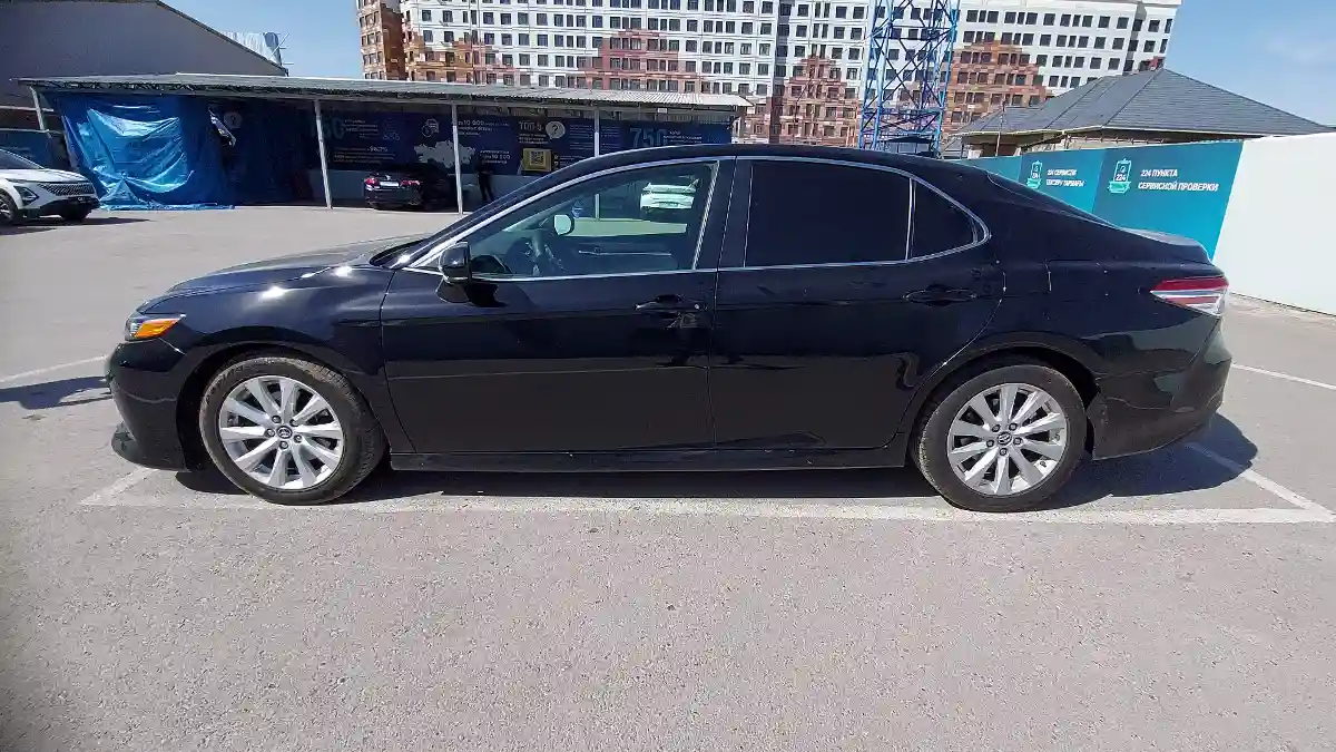 Toyota Camry 2020 года за 12 000 000 тг. в Шымкент