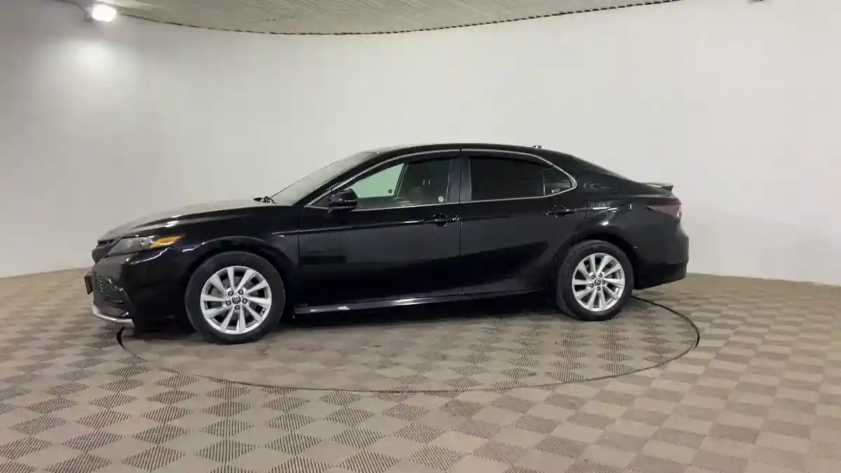 Toyota Camry 2021 года за 13 218 390 тг. в Шымкент