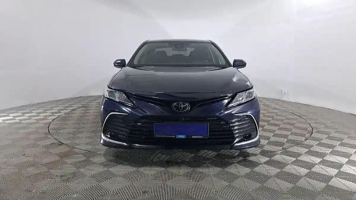 Toyota Camry 2022 года за 12 450 000 тг. в Павлодар