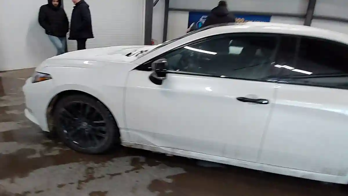 Toyota Avalon 2020 года за 22 000 000 тг. в Астана