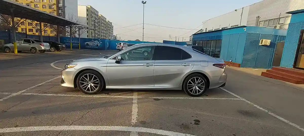 Toyota Camry 2024 года за 17 500 000 тг. в Алматы