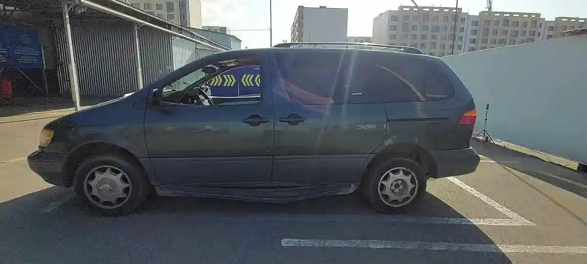 Toyota Sienna 1998 года за 4 100 000 тг. в Алматы